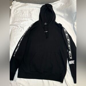 Black Nike Standard Fit